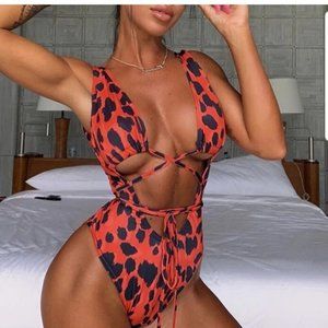 One piece cute bikini set.